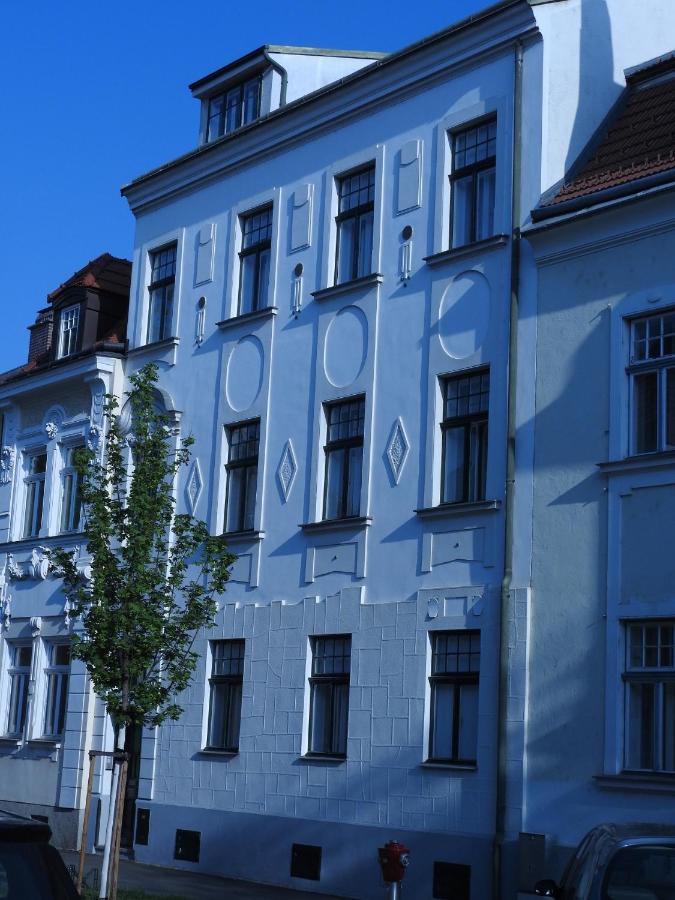 Ferienwohnung-Dachgeschoss Familie Mayer 크렘스안더다노 외부 사진